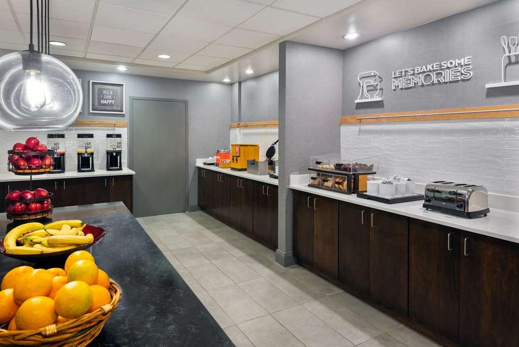 科隆尼尔海次 彼得斯堡汉普顿旅馆 - 南方公园商场酒店 餐厅 照片